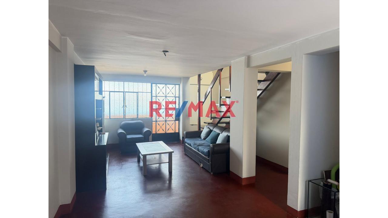 Vendo De Departamento Duplex En Urb. Manzanilla -Cercado De Lima