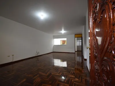 Alquiler de Departamento en Jesús María - Lima 3 Dormitorios 