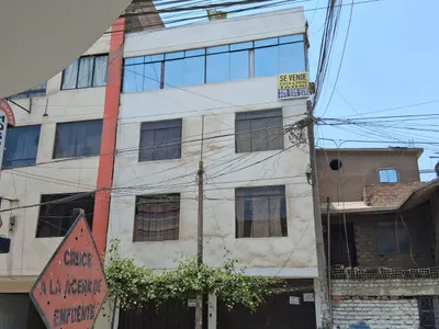 Casa 30 dorm. 160 m²