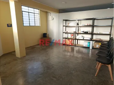🚀 Local Comercial, Almacén U Oficinas En Alquiler – ¡Excelente Ubicación!