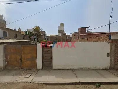 Se Alquila Amplio Terreno De 310.26M2 Con Construcción En Buenos Aires, Víctor Larco - S/2,800