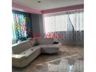 Oportunidad Vendo Casa Con 3 Departamentos Y Local Comercial En Avenida