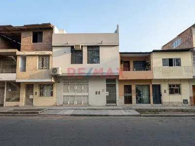 Alquiler De Local Comercial Primer Piso Cerca Al Quinto Puente