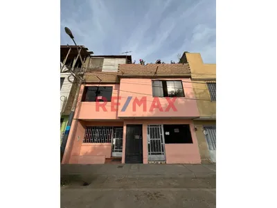 ‼️ *Casa En Venta Al Costado Del Terminal Pesquero*📣