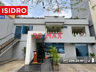 Casa En Venta Con Uso Comercial En El Centro Financiero De San Isidro