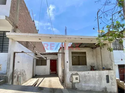 Casa Como Terreno - Villa El Salvador