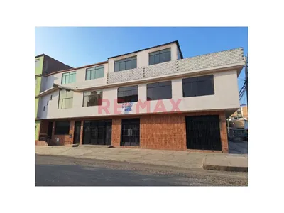 🏡 ¡Oportunidad Única En Urb. El Pinar – Comas!