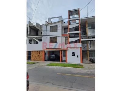 Venta De Departamento En Urb. San Joaquin - Bellavista - $ 123,000