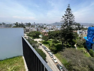Venta de Departamento en Santiago de Surco - Lima 3 Dormitorios