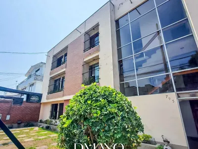 Venta de Departamento en Santiago de Surco - Lima 2 Dormitorios 