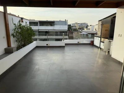 Venta de Departamento en Santiago de Surco - Lima 3 Dormitorios