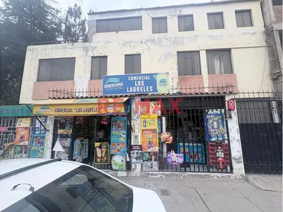 🏪🔑 ¡Se Traspasa Tienda Comercial + Alquiler Del Local! 🔑🏪