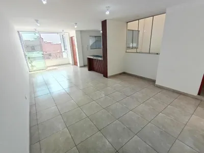 Venta de Departamento en Comas - Lima 3 Dormitorios 