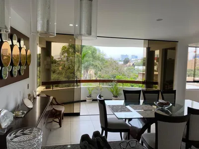 Departamento en venta · Calle Carolina Vargas, San Isidro · 211 m², 3 dorm.