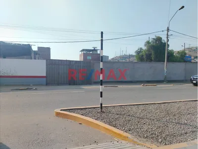 Venta  De Local Industrial 2170 M2 En Puente Piedra
