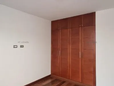 Departamento en venta · Jirón Monte Blanco N 2, Santiago de Surco · 160 m², 3 dorm.