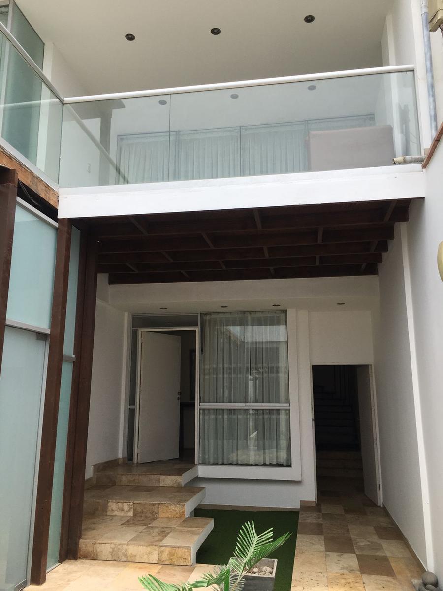 Venta de Casa en Punta Hermosa - Lima 12 Dormitorios 