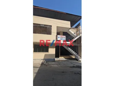 Casa De Dos Pisos En Venta