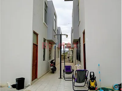 Dúplex De Estreno:!! Moderno, Seguro Y Exclusivo 128.80 M2 , Residencial Los Altos Del Chipe — Piura
