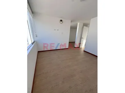 Se Vende Tríplex Con Terraza Privada En Umacollo