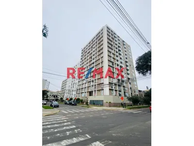 Moderno Departamento En Alquiler En Lince Límite Con San Isidro