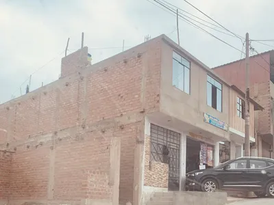 Venta de Casa en Puente Piedra - Lima 5 Dormitorios 