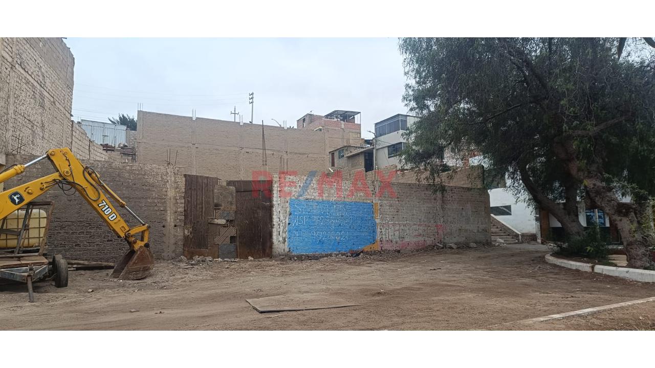 Se Vende Terreno Con Potencial Urbano Y Comercial