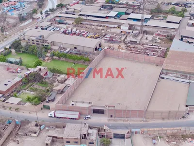 Alquiler De Local Industrial En Calle Las Moreras - Lurigancho - Huachipa