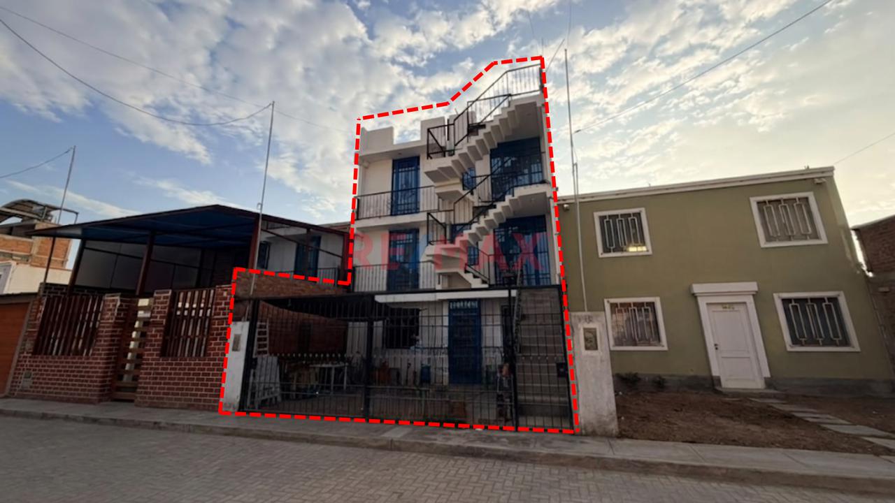 Casa En Venta 3 Pisos Urb Vista Alegre Jose Leonardo Ortiz