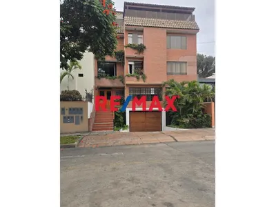 Venta De Departamento 1Er. Piso A 1 Cuadra Cc Simon Salguero Surco