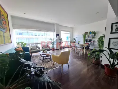 🌊 ¡Alquila Un Exclusivo Penthouse De Lujo Con Terraza Y Vista Panorámica Al Mar!