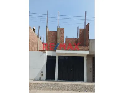 Casa en venta · Carabayllo · 120 m², 1 dorm.