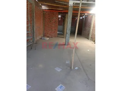 🏡 ¡Oportunidad De Inversión En Villa El Salvador! Casa De 1 Piso Sin Techar – 140 M²