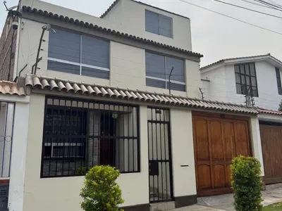 Venta de Casa en Chaclacayo - Lima 4 Dormitorios 