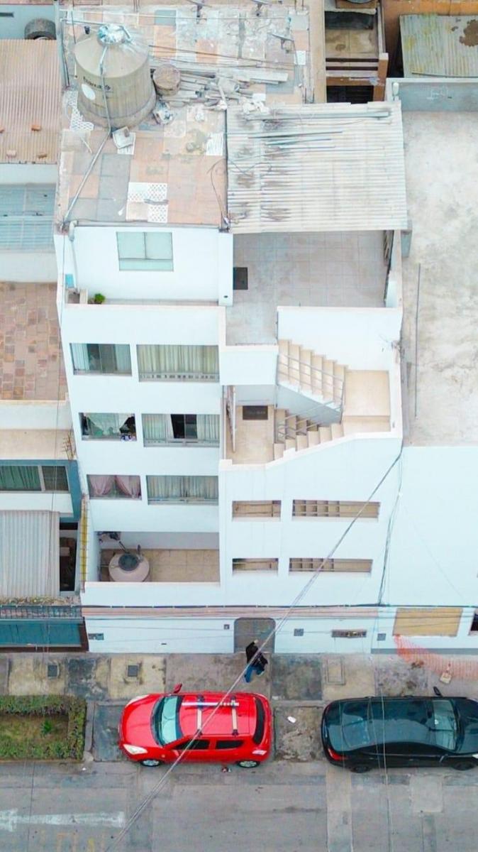 Venta de Casa en San Miguel - Lima 10 Dormitorios 