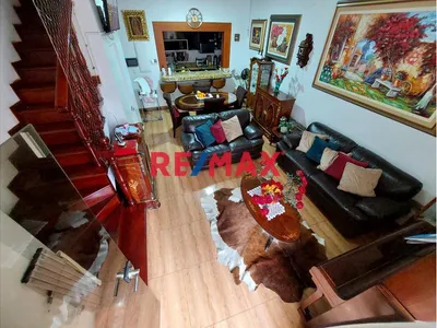 Casa En Venta 9 Dormitorios Miraflores