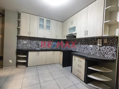 Alquiler Departamento En Ate - Urb. El Exito A Media Cuadra De Av. Jose Carlos Mariategui