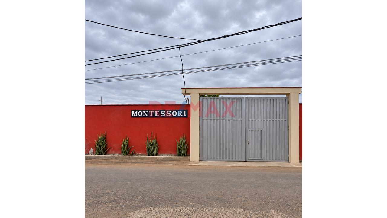 Oportunidad De Inversión Casa De 1443 Mtrs Y 2 Depa En Pachacamac