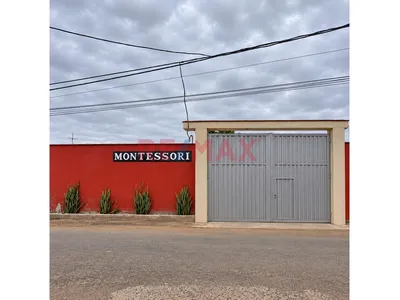 Oportunidad De Inversión Casa De 1443 Mtrs Y 2 Depa En Pachacamac