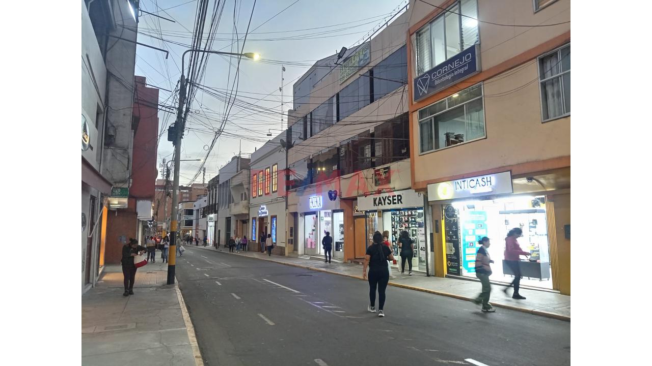 🏢 Oportunidad Local Comercial En Venta En Av. San Martín – Tacna