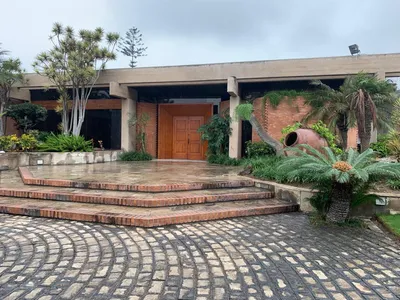 Venta de Casa en Santiago de Surco - Lima 4 Dormitorios