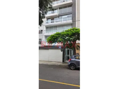 Departamento En Venta En Calle Madrid Miraflores