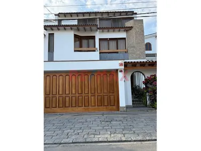 Se Vende Casa En La Molina Santa Patricia 160At 400Ac 4 Pisos Y Sotano