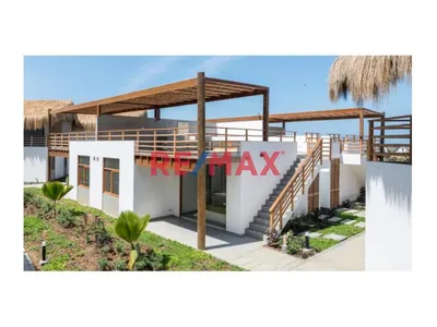 Se Vende Casa De Playa En Vichayito Dentro De Condominio Con Vista Al Mar Y Terraza