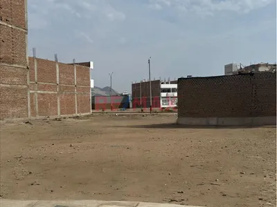 Venta De Terreno En Urb. El Prisma
