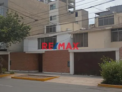 Venta de Terreno / Lote en San Borja - Lima 0 Dormitorio 