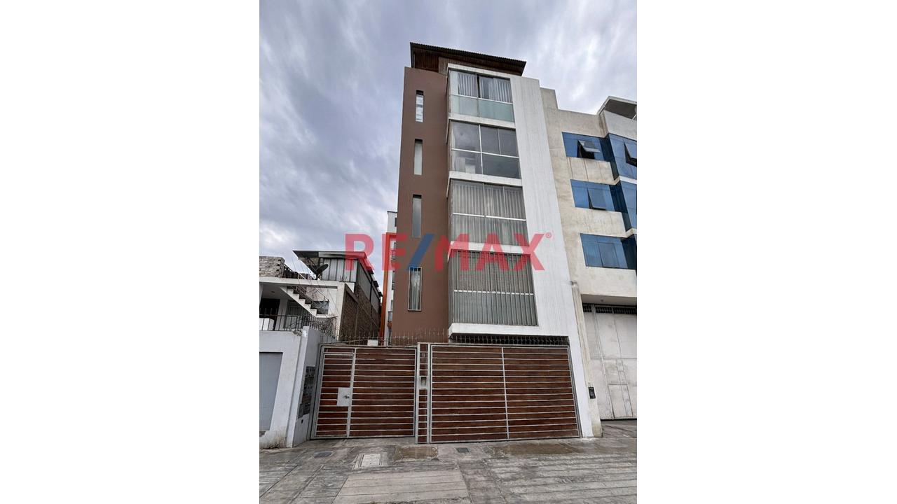 🏡 ¡Departamento En Venta – Urb. San Vicente!