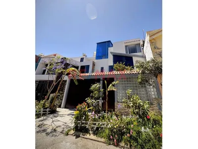 ¡Oportunidad De Casa 3 Pisos En Venta – Cerca Al Reservorio Guardia Civil!