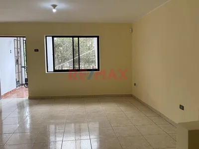 Alquiler De Departamento En Primer Piso