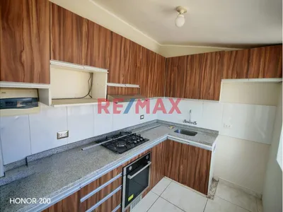 Lindo Departamento Urb. El Dorado 3 Habitaciones 3Er. Piso En Esquina
